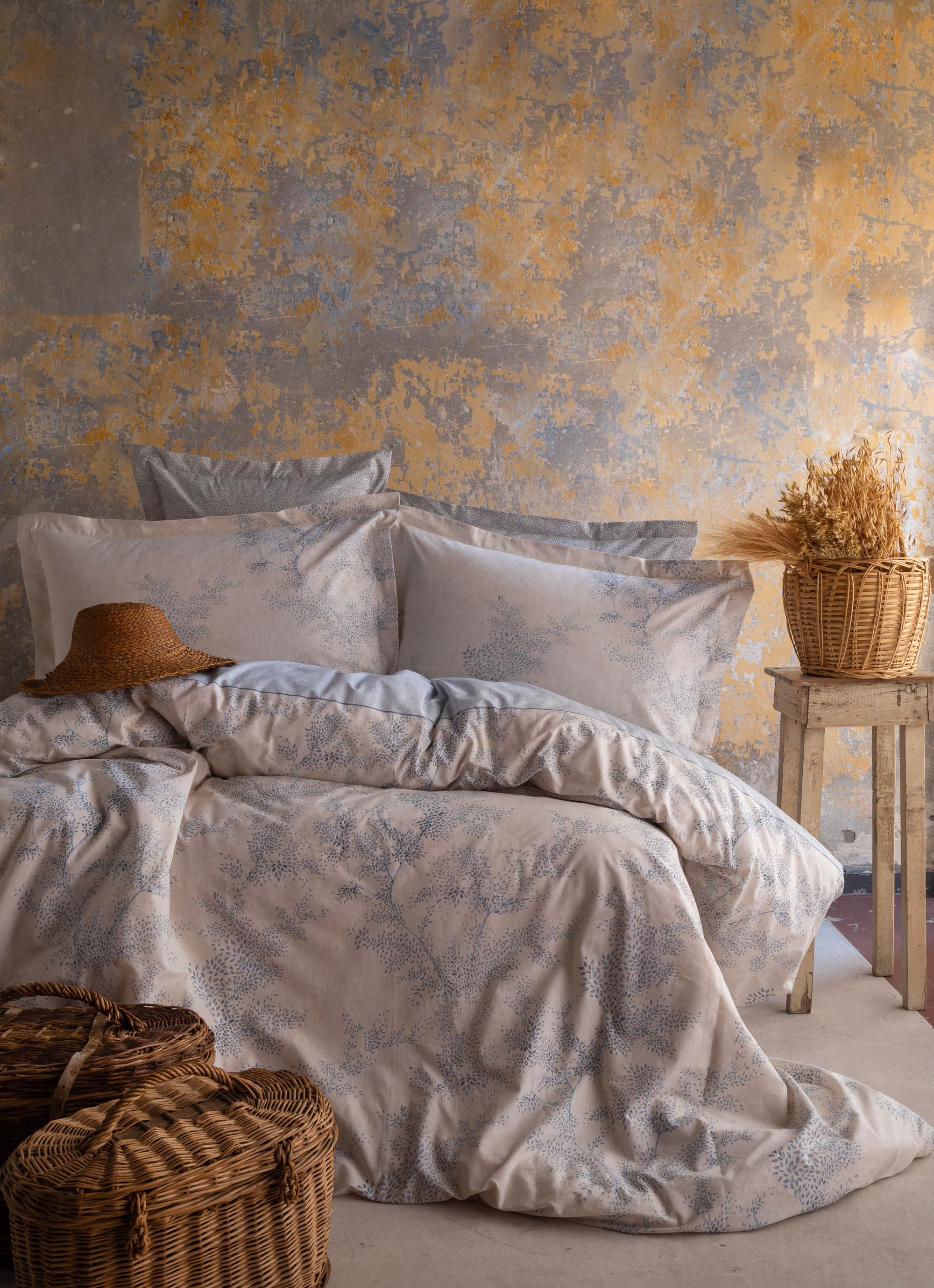 Mila Blue Double Bedding Set