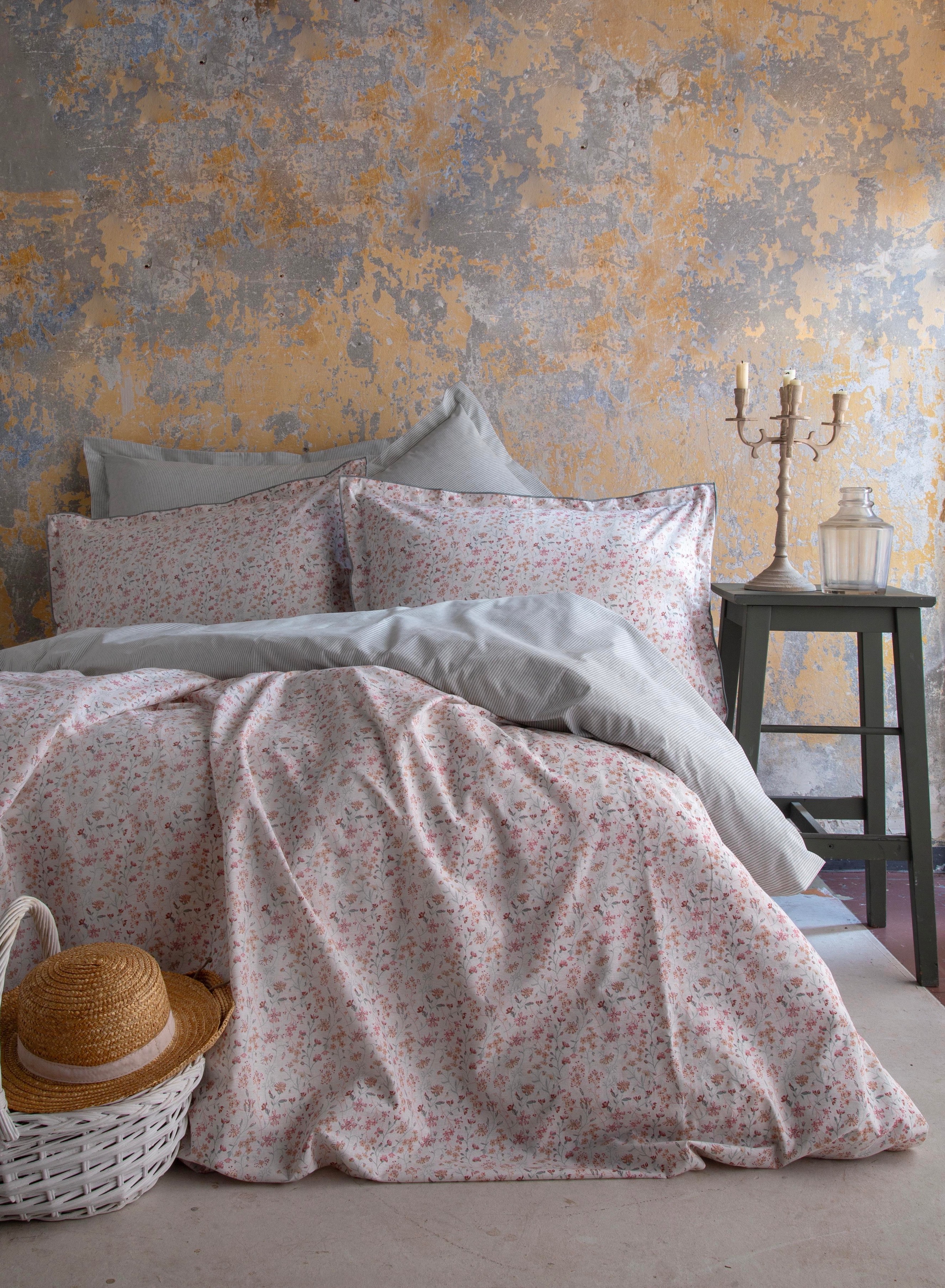Miracle Blush Double Bedding Set
